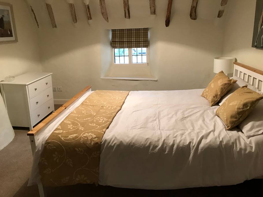 Grade 2 Listed Barn Conversion - Lux Developments